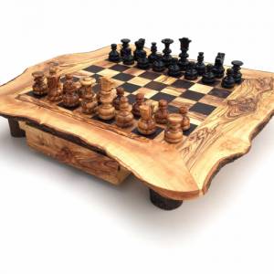 Schachspiel rustikal, Schachtisch Gr. wählbar M/L/XL inkl. Schachfiguren, handgemacht aus Olivenholz/ Wenge Bild 2