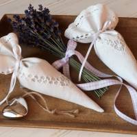 Duftsäckchen Lavendel aus Leinen antik Spitztüten mit Bio-Lavendel aus dem Garten Vintage Duftkissen Bild 1