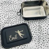 personalisierte Brotdose in schwarz | Einschulungsgeschenk mit Namen | Geschenk für den Kindergarten oder die Krippe Bild 4