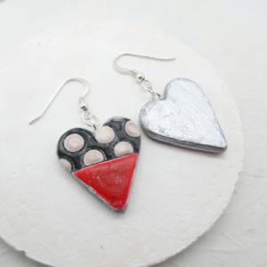 Herz Ohrringe baumeln, Polka Dot Ohrringe, rotes Herz, hängende Ohrringe Herz, schwarz weißes Herz, Valentinstag Bild 5