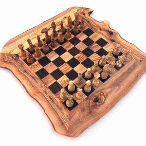 Schachspiel rustikal, Schachbrett Gr. XL inkl. Schachfiguren aus Marmor, handgemacht aus Olivenholz und Wenge Bild 6