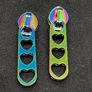 Zipper 3 Hearts, breit, regenbogen, 1 Stück / Schieber für Reißverschlüsse mit Spiralraupe Bild 1