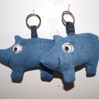 Schlüsselanhänger Schweinderl Jeans upcycling für Schlüsselbund Bild 5