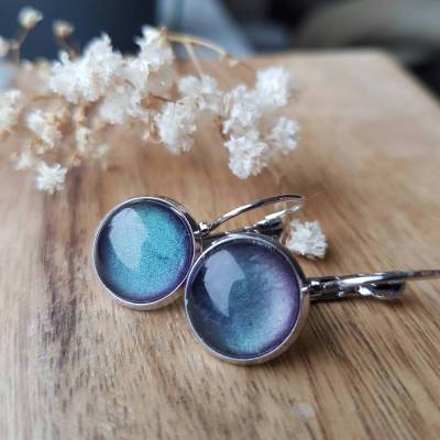 lila Schmuck flieder handbemalt dunkellila  Cabochon Ohrstecker, Ohrringe, Ohrhänger, Ringe