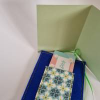 Gutscheinhülle und Blanco-Klappkarte - klein in blau "Blumen" - mit Fach für Gutscheine in Scheckkartengr Bild 8