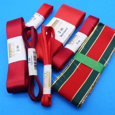 Konvolut Geschenkbänder, rot, Set Geschenkband, Bändermix, zum Verpacken + Basteln