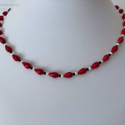 Rote Korallenkette mit Perlen, Onyx und Si925, Bambuskoralle gefärbt, Geschenk Frau und Mann, Handarbeit aus Bayern