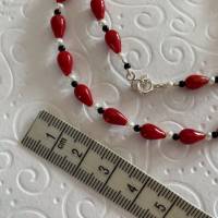 Rote Korallenkette mit Perlen, Onyx und Si925, Bambuskoralle gefärbt, Geschenk Frau und Mann, Handarbeit aus Bayern Bild 2