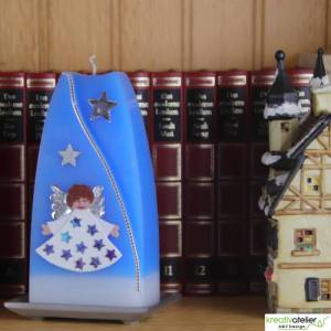 Blaue Weihnachtskerze, zweifarbige Formkerze mit Sternen, Engel und Widmung, individualisierbar, Weihnachtsdeko Bild 9
