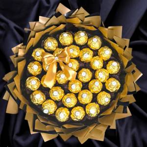 Essbarer Blumenstrauß- Handgemachtes personalisiertes Geschenk für Männer, Frauen. Strauß aus Pralinen, Ferrero Rocher Bild 1
