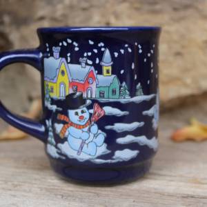 Weihnachtstasse Glühwein Punsch Motiv verschneite Winterlandschaft Schneemänner Vintage Bild 1