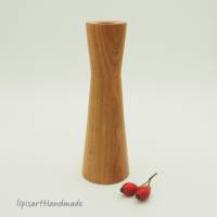 Kleine schlanke Vase – Gartenholz Pflaume handgedrechselt mit Glaseinsatz Unikat h: 17 cm Bild 3