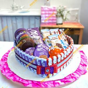 Milka-Kinder Set Herz - Schokolade Süßigkeiten box, Kinder Schokolade, Milka Schokolade Bild 1