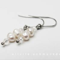 weiße Perlenohrringe aus Süßwasserperlen Ohrring mit kristall klaren Glas Perlen in schlichtem weiß und silber NEU Bild 1