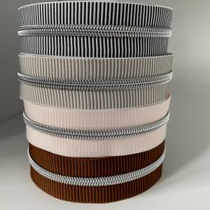 Reißverschluss „Silver Stripes“, breit, hellbraun-dunkelbraun, 6,5 mm Spiralraupe Bild 8