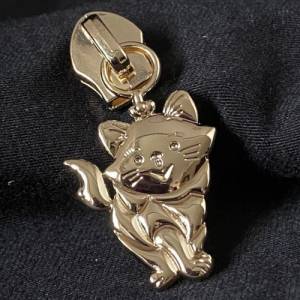 Zipper Cat, breit, gold, hell / Schieber für Reißverschlüsse mit Spiralraupe Bild 2