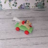 Miniatur Spielzeug Pferdchen auf Rädern Ziehpferd  zur Dekoration zum Basteln für den Feengarten Wichteltür Puppenhaus Bild 1