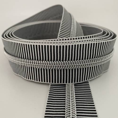 Reißverschluss „Silver-Stripes“, breit, schwarz-weiß / Endlosreißverschluss mit breiter Kunststoffraupe