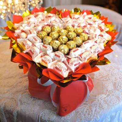 Essbarer Blumenstrauß - Raffaello & Ferrero