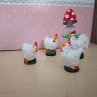 1 Hahn und 3 Hühner für Bastelprojekte , Wichteltür , Feengarten Diorama , bitte die Größe beachten Bild 3