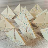 10 Origami Segelboote, Tischdeko Konfirmation, Taufe, Hochzeit, Schiffe, Boote, Papierdeko hellgelb Bild 2