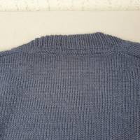 Cardigan Damenstrickjacke in Rauchblau Handarbeit aus Wolle (Merino extrafein) Größe M Bild 5