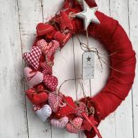 Türkranz in Rot Weiß aus Filzwolle mit Deko Herzen skandi Weihnachtsdeko Bild 1