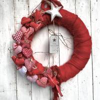 Türkranz in Rot Weiß aus Filzwolle mit Deko Herzen skandi Weihnachtsdeko Bild 3