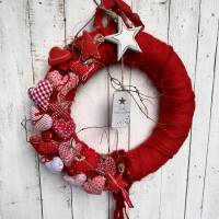 Türkranz in Rot Weiß aus Filzwolle mit Deko Herzen skandi Weihnachtsdeko Bild 4