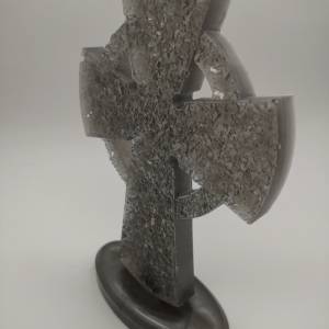 3D großes keltisches Kreuz in silber grau mit Standfuß Bild 5