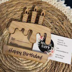 Geburtstagskarte aus Holz, Geschenkkarte, Gutschein in Tortenform Bild 1