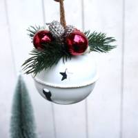 Glocke Schelle Weihnachtskugel weiß rot dekoriert Bild 4
