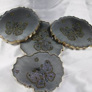 4er Set Coaster Untersetzer mit Schmetterlingen aus Resin - silber grau - Goldrand - Tischdekoration Bild 2