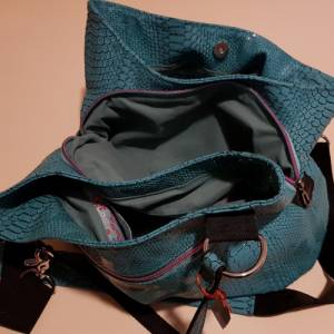 Umhängetasche - Handtasche aus Kunstleder im Krokodesign, Raumwunder Bild 4
