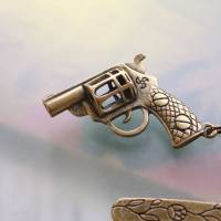 Krimi Buchzeichen Bronze Lesezeichen  Mini 3D Revolver große Funkelperle Geschenk zum Buch Bild 6