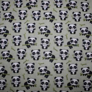 12,60 EUR/m Baumwollstoff Xyou Panda auf grün Kinderstoff Webware 100% Baumwolle Bild 3