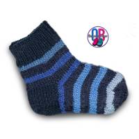 Söckchen, Socken, stricken, handgemacht, Geschenk , Wolle, 11 cm. Bild 4