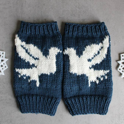 Anleitung: Friedenstaube - Stulpen stricken