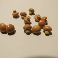 Miniatur 12 Stück Pilze , Champignon ,  - Puppenhaus oder  zur Dekoration oder zum Basteln - Wichteltür Krippenbau Bild 1