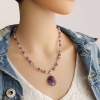 Perlenkette mit Amethyst Anhänger, Edelsteinkette Amethyst, Damenkette kurz Bild 2