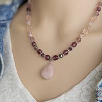 Perlenkette mit Rosenquarz Anhänger, Edelsteinkette Rosenquarz, Damenkette kurz Bild 2