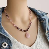 Perlenkette mit Rosenquarz Anhänger, Edelsteinkette Rosenquarz, Damenkette kurz Bild 7