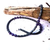 Edelsteinkette für Männer aus lila Amethyst & mattiertem schwarzen Hämatin, Handgefertigtes Geschenk Bild 1