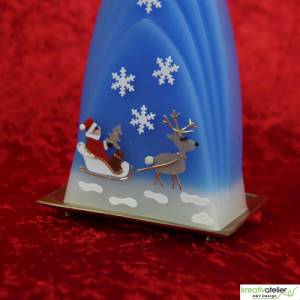 blaue Formenkerze Kuppelmotiv mit Nikolaus und Rentier-Schlitten Bild 7