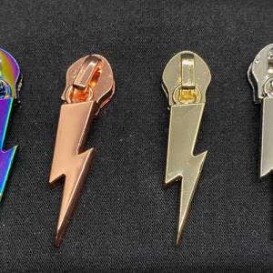 Zipper Blitz, breit, regenbogen, 1 Stück / Schieber für Reißverschlüsse mit Spiralraupe Bild 3