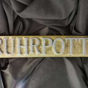 Schriftzug RUHRPOTT in silber gold aus Resin Epoxidharz Bild 1