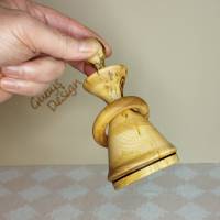 Weihnachts - Glocke aus Holz ergibt auch Töne - mit Holzbutter behandelt und in einem Stück gefertigt Bild 3