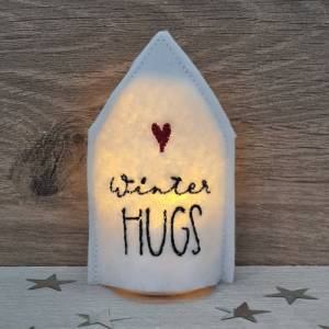 Schönes Led Teelichtcover Haus Winter Hugs Bild 1