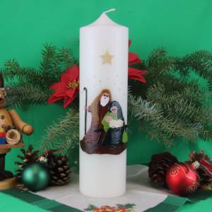 elfenbeinfarbene Weihnachtskerze mit plastisch gestalteter Heiliger Familie und Sternenhimmel, individualisierbar Bild 1
