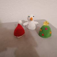 Weihnachtliche Eierwärmer gehäkelt Geschenk Weihnachten Schneemann Lebkuchenmann Tannenbaum Bild 2